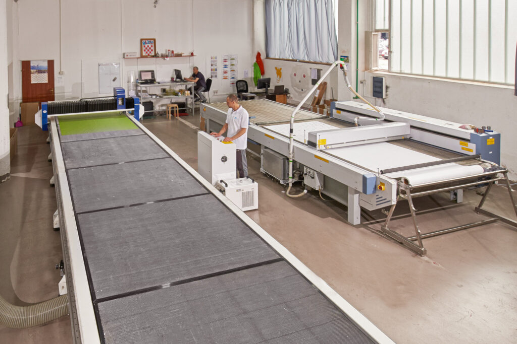 Lase cutting service